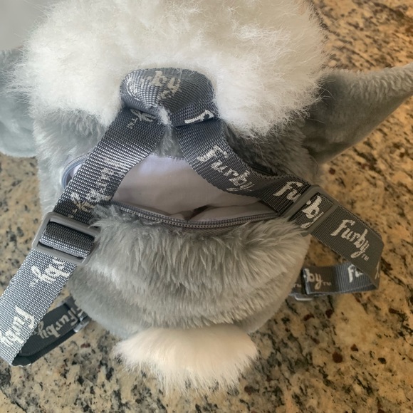 Very Rare Vintage Furby 1999 Grey 12” Adjustable Backpack Bag - Picture 5 of 7